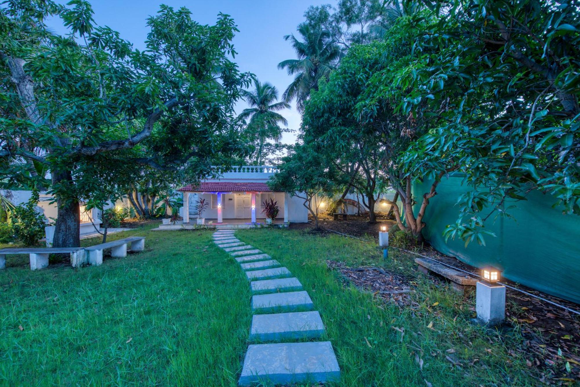 Le Epic Resort Virāmpattinam Esterno foto