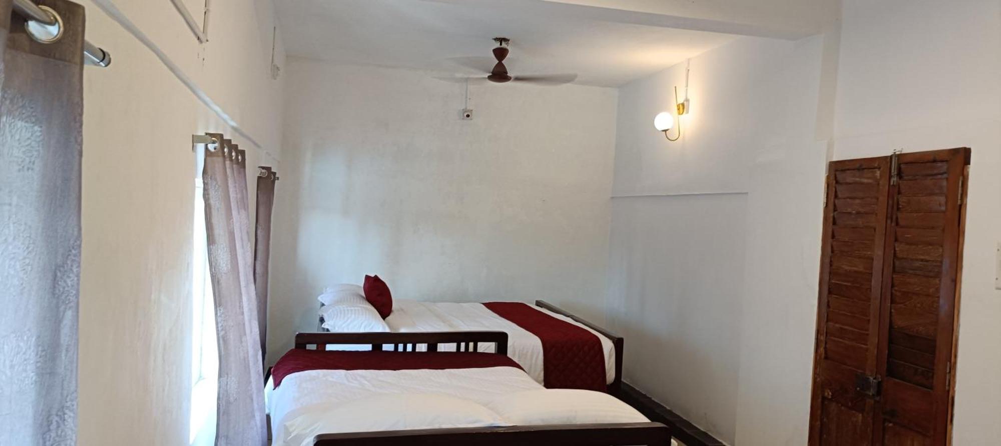 Le Epic Resort Virāmpattinam Esterno foto