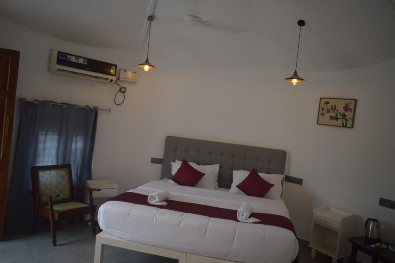 Le Epic Resort Virāmpattinam Esterno foto